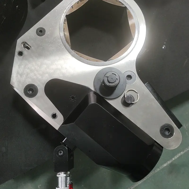 怎样操作大功率液压扭矩扳手？